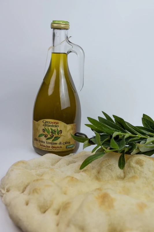 Levante OLIWA EXTRA VERGINE  GREZZONA DI FRANTOIO 1L PINSA ROMANA PIZZA PONSA PIZZA RZYMSKA.jpg