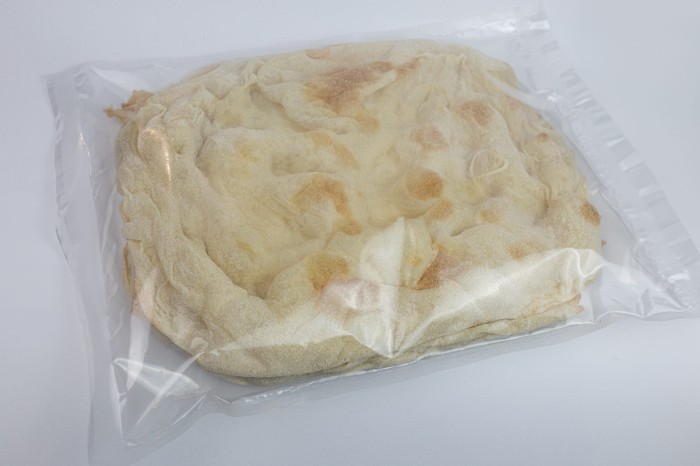 Włoski spód do pizzy Pinsa Wysokobiałkowy – 260g.jpg